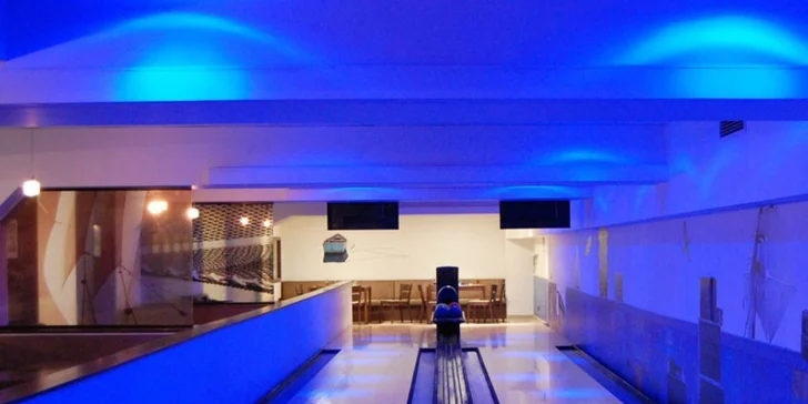 Relax aj zábava - hodina bowlingu v reštaurácii Bowling Erika