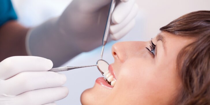 Profesionálna dentálna hygiena v stomatologickej ambulancii s darčekmi pre vás