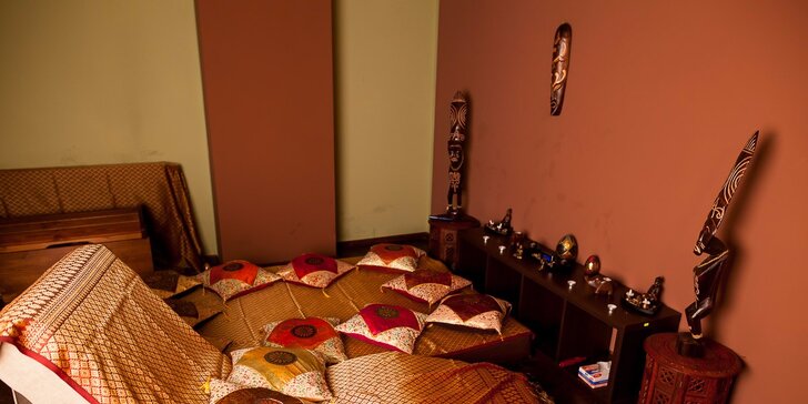 Tantrická či erotická masáž s krásnymi masérkami - v ponuke aj masáž lingamu!