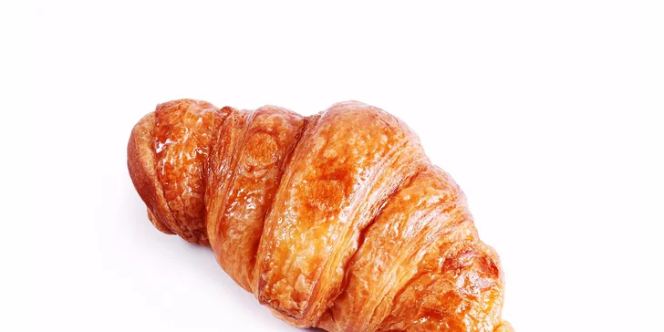 Ľadové frappé a veľký croissant s ovocným džemom!