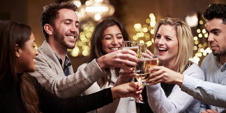 Luxusná súkromná párty s konzumáciou 300 € v cene pre 30 osôb v Day & Night cafe