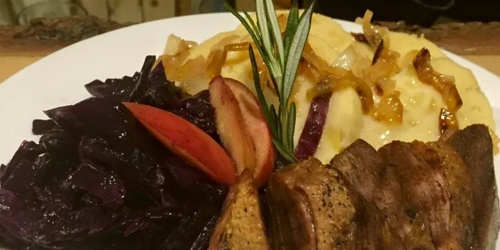 Obedové menu aj s dezertom na donášku z Jelínek Pub&Restaurant