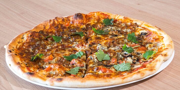 Pizza podľa vlastného výberu z 12 druhov! Možnosť osobného odberu a donášky