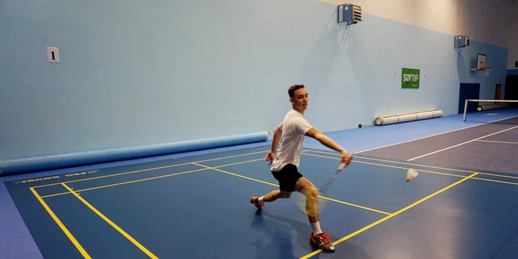 Výhodné permanentky na bedminton - najobľúbenejšieho párového športu!