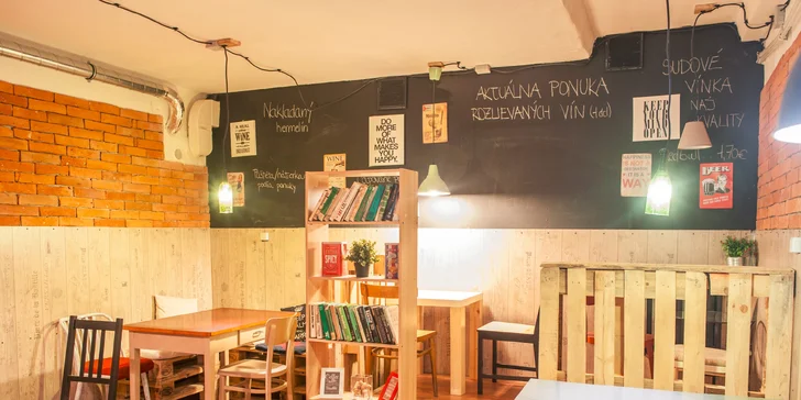 Karafa šumivého vína alebo burčiaku s bruschettou či syrová doštička - aj pre celiatikov!