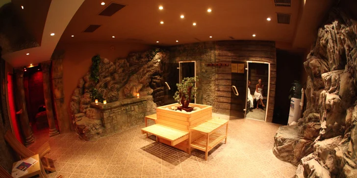 Letná dovolenka na seneckých jazerách s wellnessom vo Wellness Hoteli Relax
