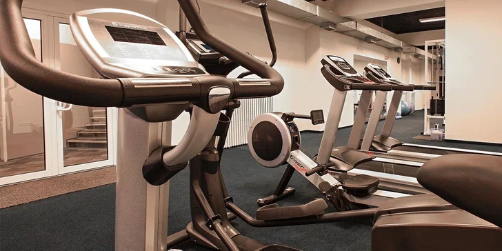 Zacvičte si vo V-fitness! Vstupný tréning aj s trénerom alebo mesačná permanentka