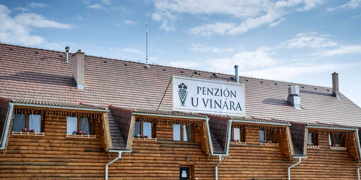 Pobyt v PENZIÓNE U VINÁRA s raňajkami a vstupom do wellness