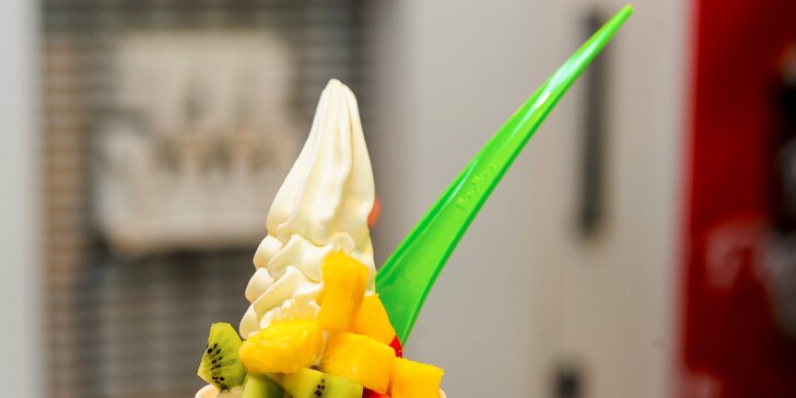 Mrazený jogurt - sladká radosť s chutnými llaollao dobrotami v Eurovea