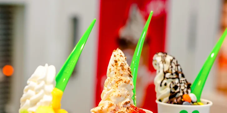 Mrazený jogurt - sladká radosť s chutnými llaollao dobrotami v Eurovea