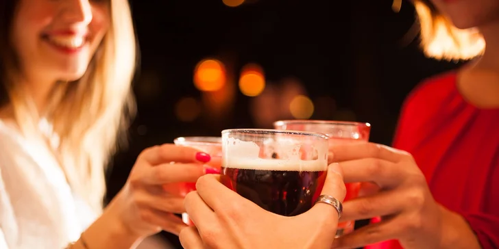 Pravý čapovaný Carling British cider v Staromestskej pivárni