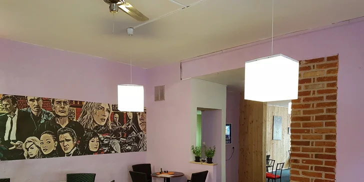 Biliard a nápoj pre dvoch v bare Tarantino Košice
