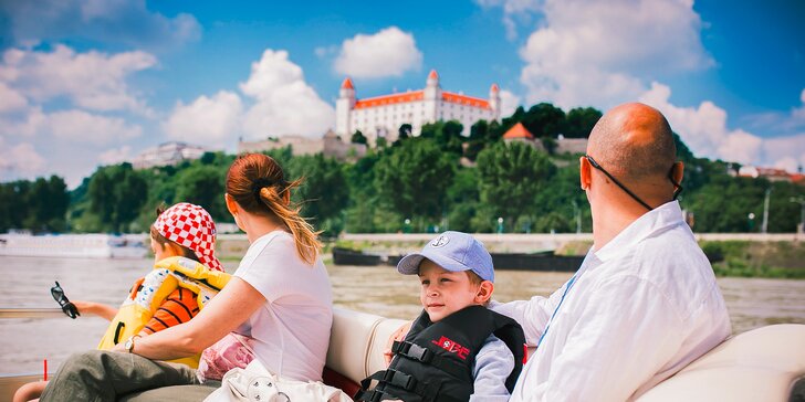 Letné miniplavby párty člnom po Dunaji aj s občerstvením v Dunajskom pivovare