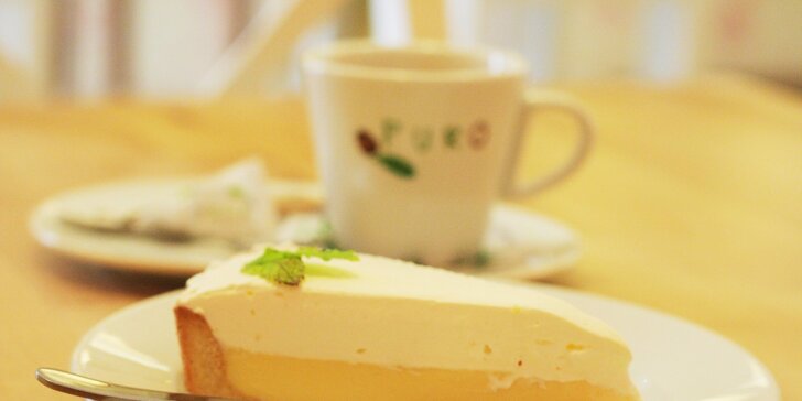 Espresso s mliekom a domáca francúzska citrónová torta - U nás doma!