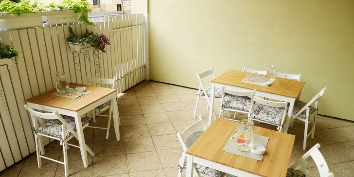 Espresso s mliekom a domáca francúzska citrónová torta - U nás doma!