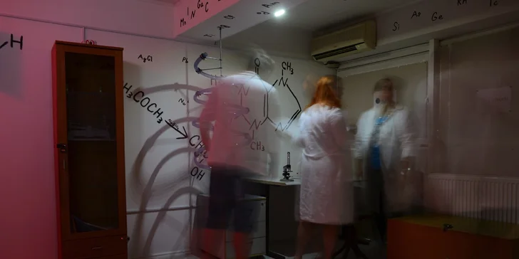 Úniková hra Escape Zone! Zachráňte svet v tajnom laboratóriu!