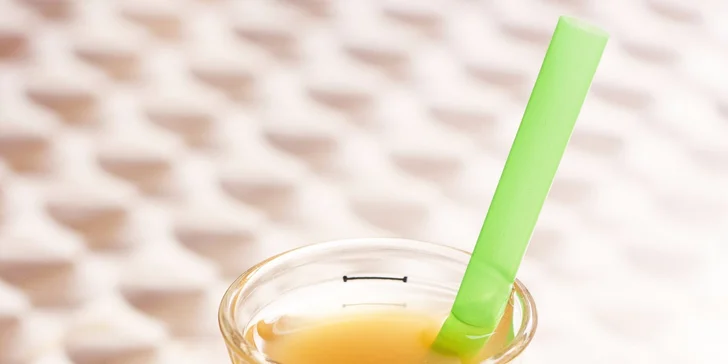 Streľte si až 5 shot drinkov podľa vlastného výberu - v ponuke aj Kožmeker či Kajšmentke!