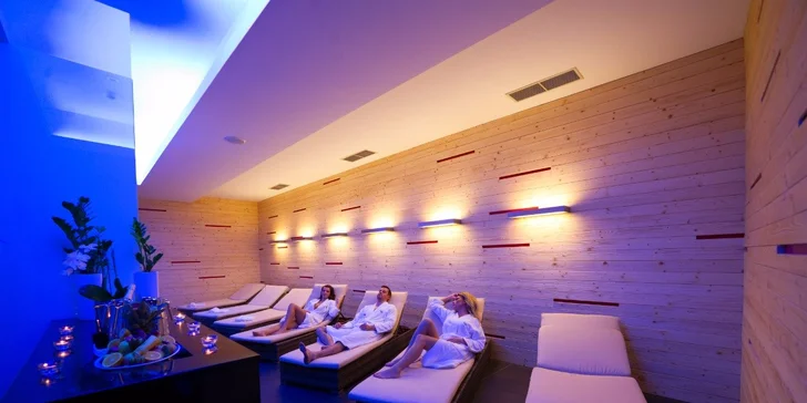 Celodenný relax v Aquaparku AquaCity Poprad alebo Wellness centre – Fire & Water Wellness & Spa