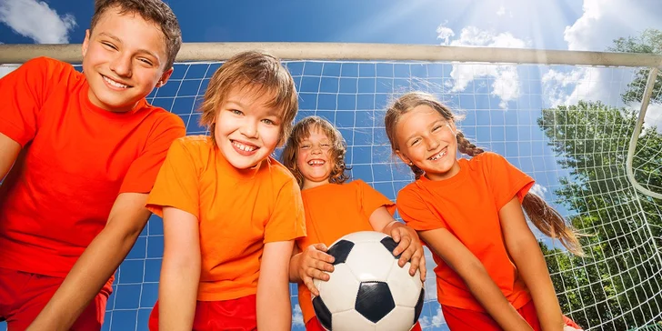 Letný pobytový športový alebo indiánsky tábor