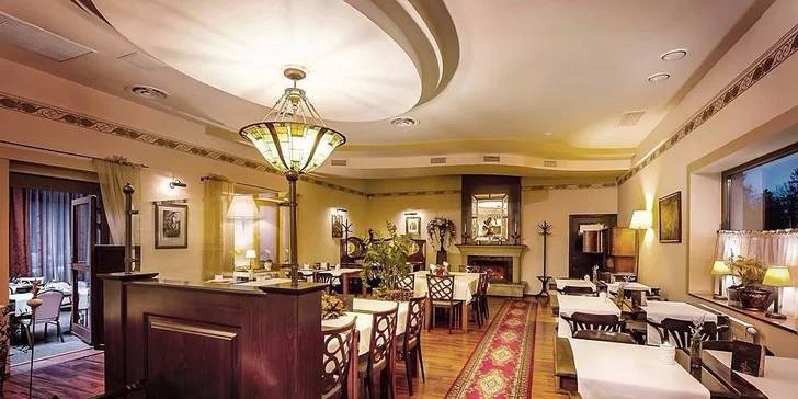 Šťavnaté morčacie stehno či plátky grilovanej zeleniny v Cafe-Restaurant Maraton