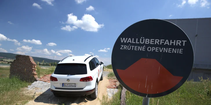 Vyskúšajte si úplne nový Volkswagen Touareg na jedinečnej offroadovej trati priamo v obrovskej automobilke Volkswagen