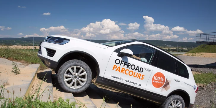 Vyskúšajte si úplne nový Volkswagen Touareg na jedinečnej offroadovej trati priamo v obrovskej automobilke Volkswagen