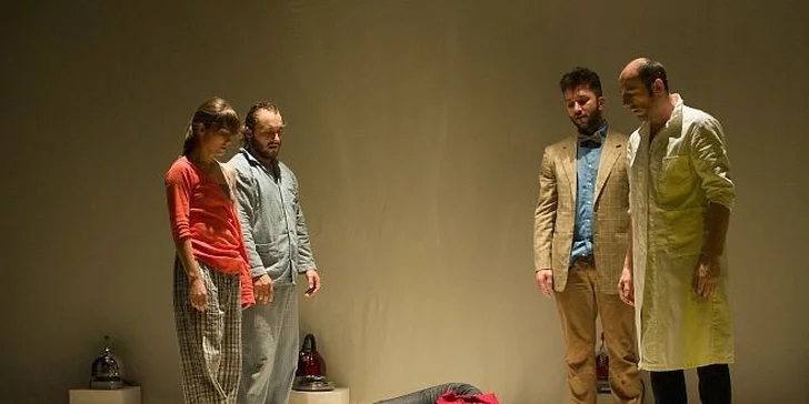 Vstupenka na tragikomédiu DLHÁ NOC do divadla elledanse