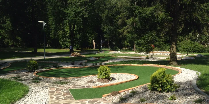 Adventure golf v Rajeckých Tepliciach - novovybudovaný areál s 18 jamkami
