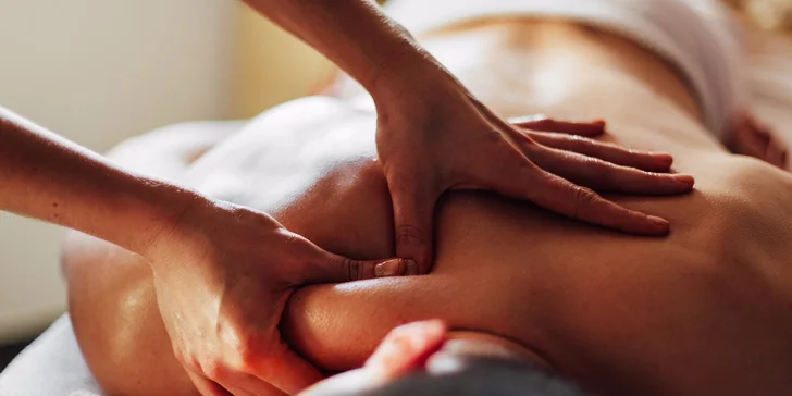 Klasická alebo relaxačná masáž chrbta a šije v salóne InBody