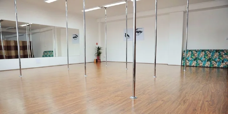Pole dance tréningy pre krásne telo - vhodné pre začiatočníkov!