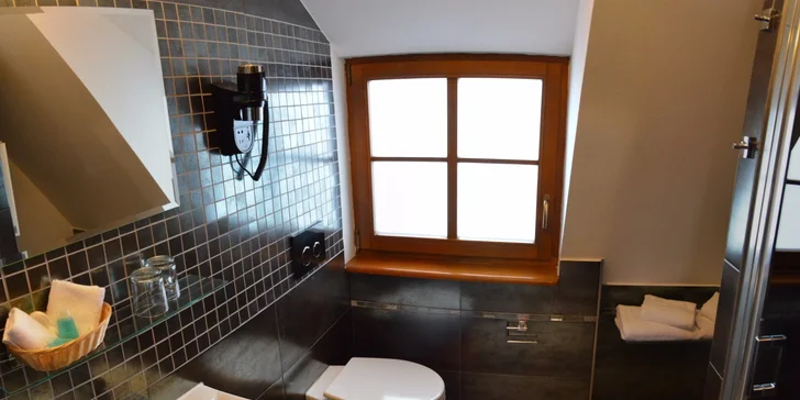 Oddych pre 2 osoby v luxusnom historickom Boutique hotel**** Pracháreň