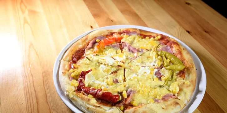 Super pizza v Petržalke - na výber až 17 druhov!