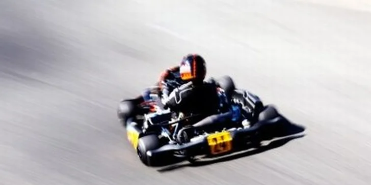 5,49 eur za 10 minútovú jazdu na motokárach na jednom z TOP najväčších krytých okruhov na Slovensku. Rýchlosť, adrenalín a zábava pre všetkých.