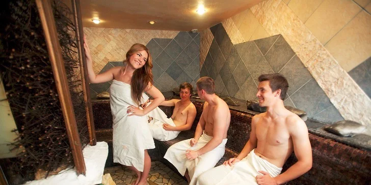 Pobyt pre 2 osoby na Liptove s privátnym wellness alebo možnosťou celodenného vstupu do Bešeňovej alebo Tatralandie