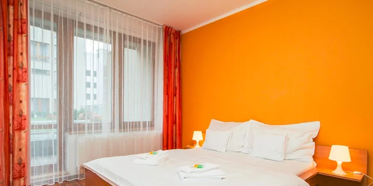 Zimný FIRST MINUTE: 4 dni v pražskom apartmáne s raňajkami, wellness, fitness a vínom pre 2