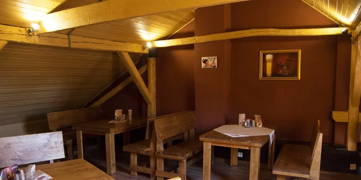Berries burger s hranolčekmi a dresingom