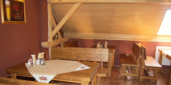 Berries burger s hranolčekmi a dresingom