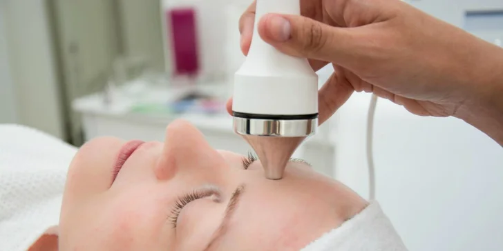 Neivazívny lifting, mikrodermabrázia, kyselina hyalúronová a mezoterapia