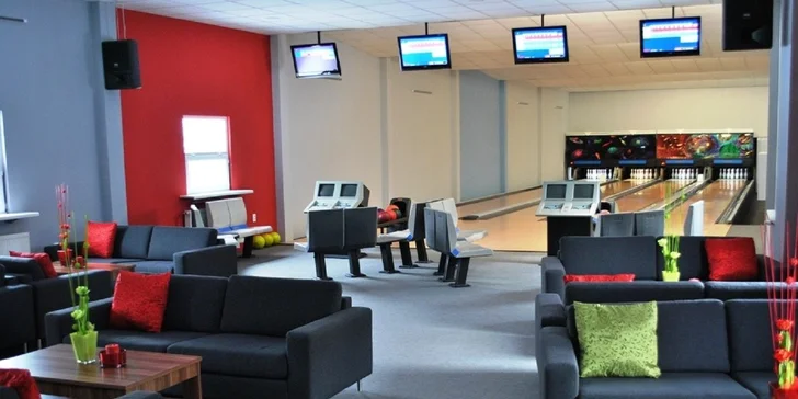 Hodinový prenájom bowlingovej dráhy a k tomu čerstvo upečená voňavá pizza pod zub!