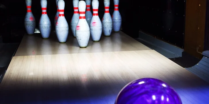 Hodinový prenájom bowlingovej dráhy a k tomu čerstvo upečená voňavá pizza pod zub!