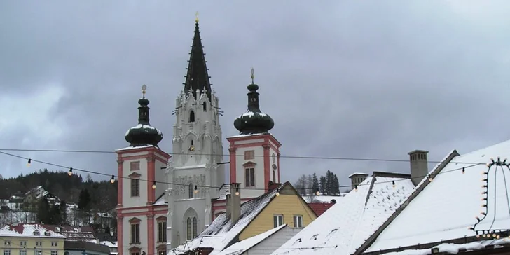 Adventný Mariazell so sprievodom čertov