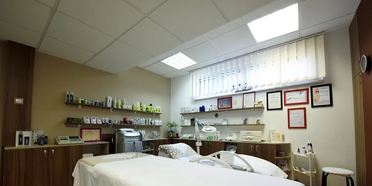Krásne a pevné telo s kavitáciou, rádiofrekvenciou a endomasážou