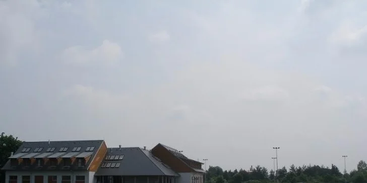 Rodinný pobyt aj s raňajkami plný športových aktivít na okraji Prahy!