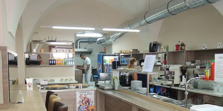 Originál kebab s teľacím mäsom v centre mesta! V pita žemli alebo tanier!