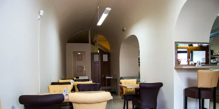 Originál kebab s teľacím mäsom v centre mesta! V pita žemli alebo tanier!