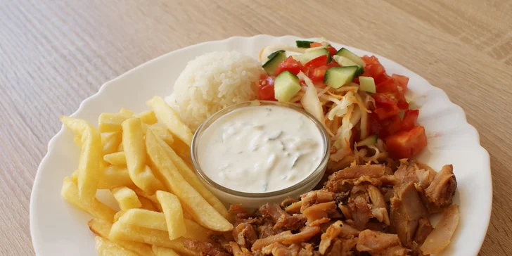 Originál kebab s teľacím mäsom v centre mesta! V pita žemli alebo tanier!