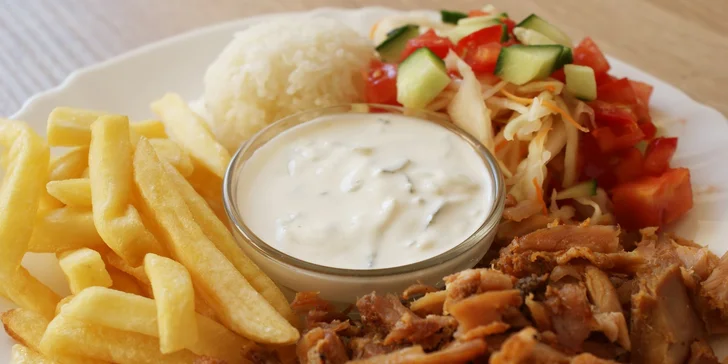 Originál kebab s teľacím mäsom v centre mesta! V pita žemli alebo tanier!