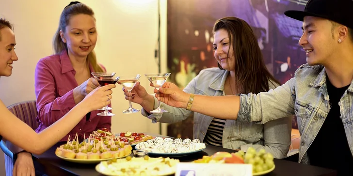 Usporiadajte si posedenie s priateľmi alebo rodinnú oslavu v Good Zone lounge bare!