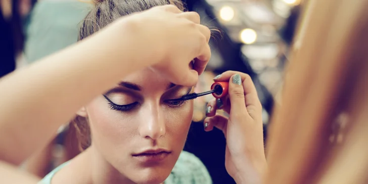Denný alebo večerný make-up a účes v Perfect Style! Kočka na každú príležitosť!