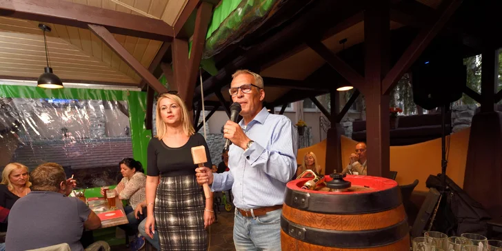 Veľká misa mäsa s oblohou a pivom pre 2 osoby